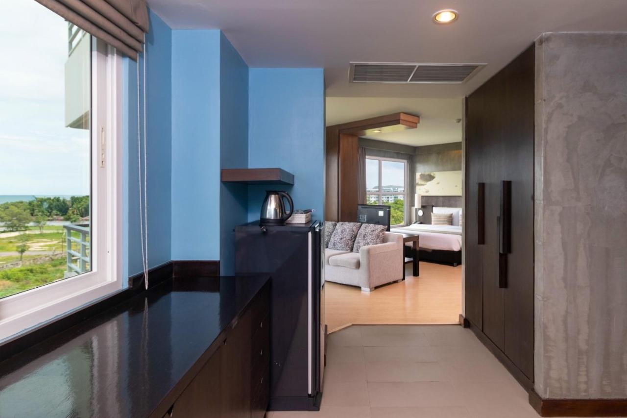 Silathip Huahin Serviced Apartment & Hotel Exterior photo